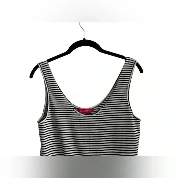 n: PHILANTHROPY Hollywood Striped Sleeveless Tee - Picture 5 of 12